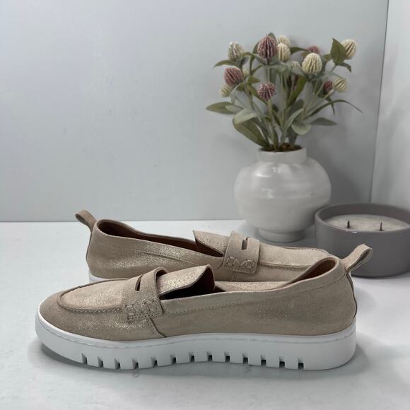 Vionic Uptown Leather Slip On Loafer Shoe Gold Women's 10 M Comfort Shoe - Picture 6 of 9